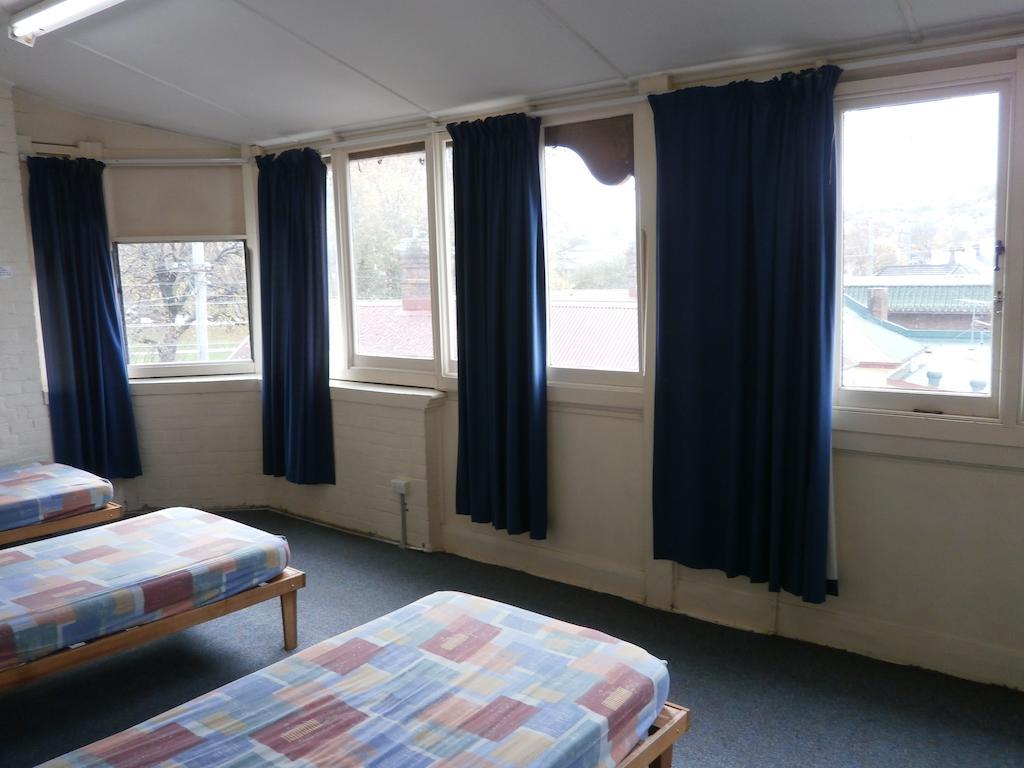 Хостел Launceston Backpackers Екстер'єр фото