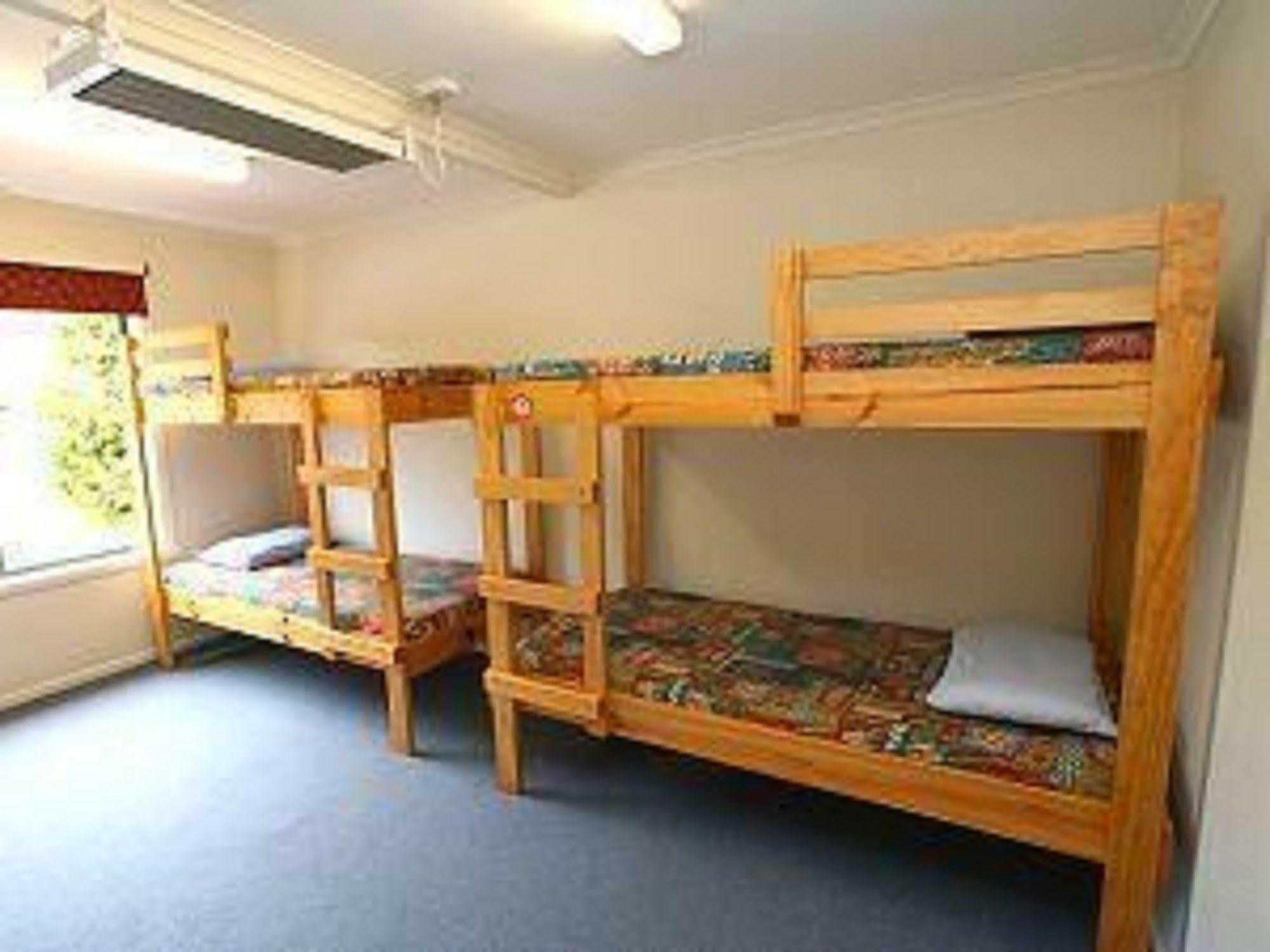 Хостел Launceston Backpackers Екстер'єр фото