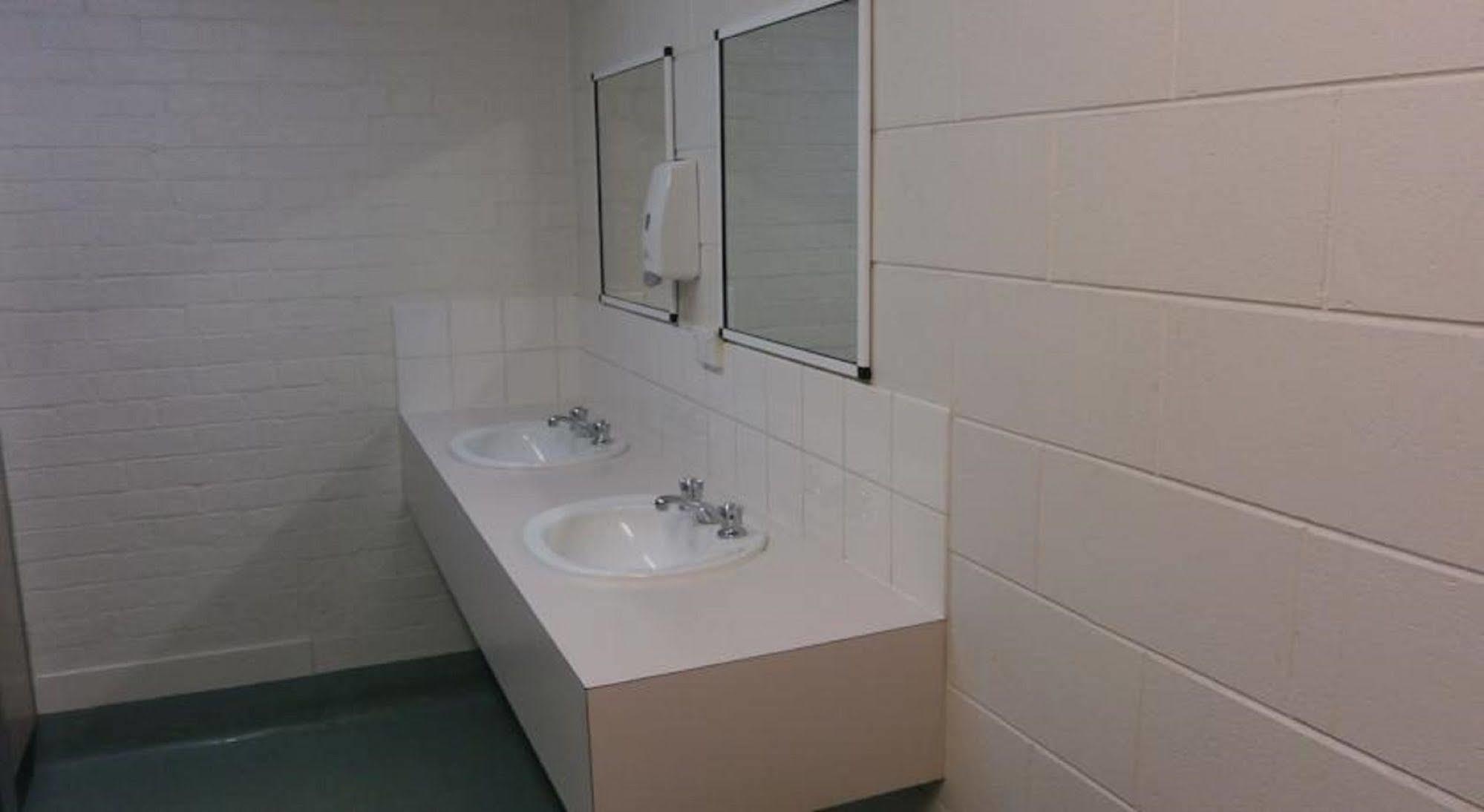 Хостел Launceston Backpackers Екстер'єр фото