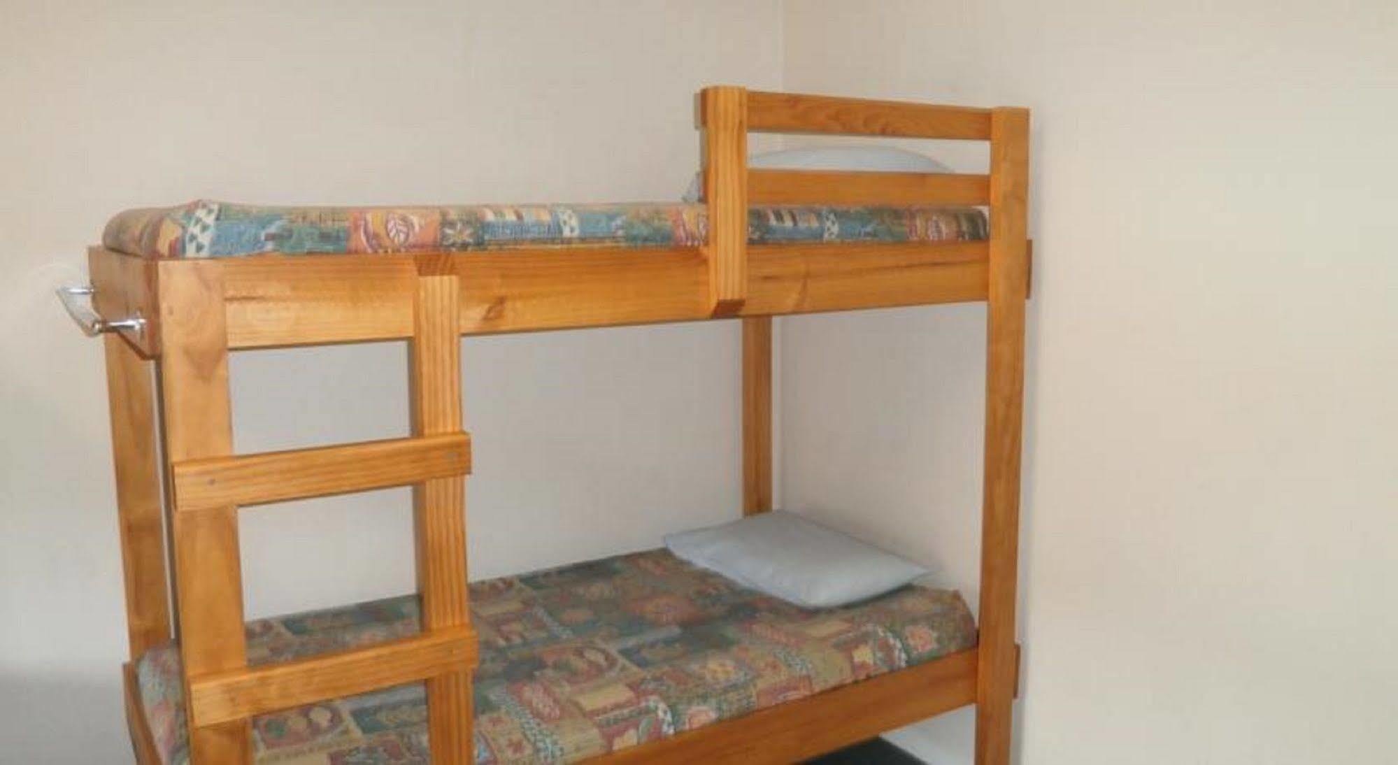 Хостел Launceston Backpackers Екстер'єр фото