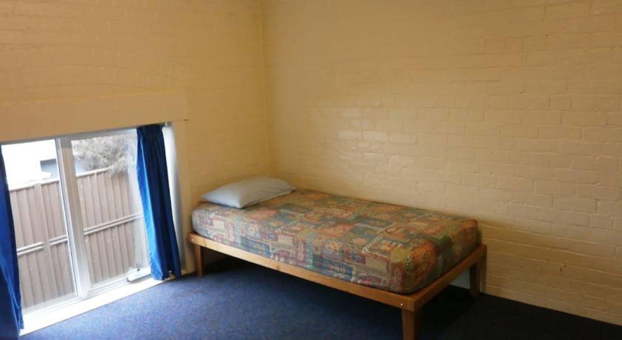 Хостел Launceston Backpackers Екстер'єр фото